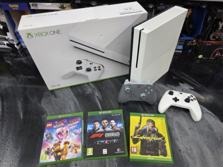 Używana Konsola Xbox One S / Xone S 500GB + 2 pady + 3 gry