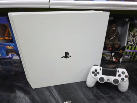Używana Konsola Playstation 4 / PS4 Pro 1TB